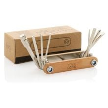 Sechskantwerkzeug aus Holz in braun